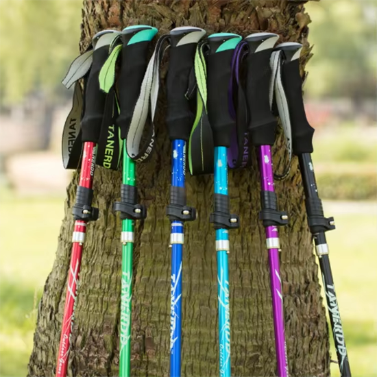 Bastón de trekkig aluminoo 4 tramos liviano compact0 130cm (BTX-2-5)