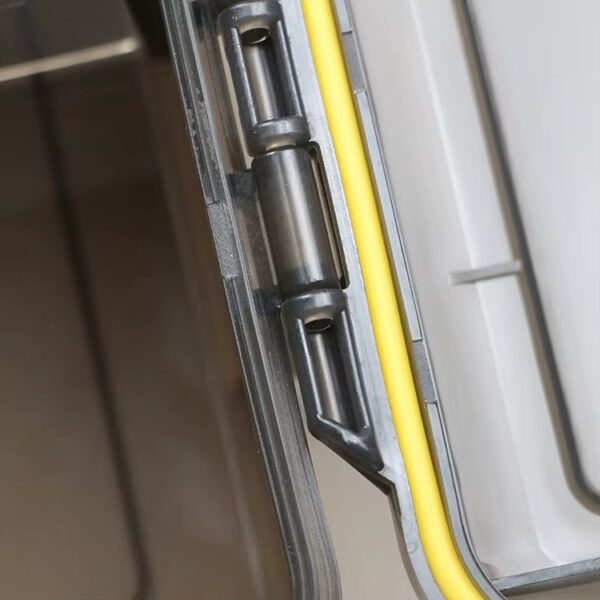 Caja estanca 3,600 sñuelos 35 x 20,5 x 5 cm (C-3600-B)