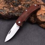 Cuchillo hoja de acero de 19cm plegable con funda (NAV-3-1)